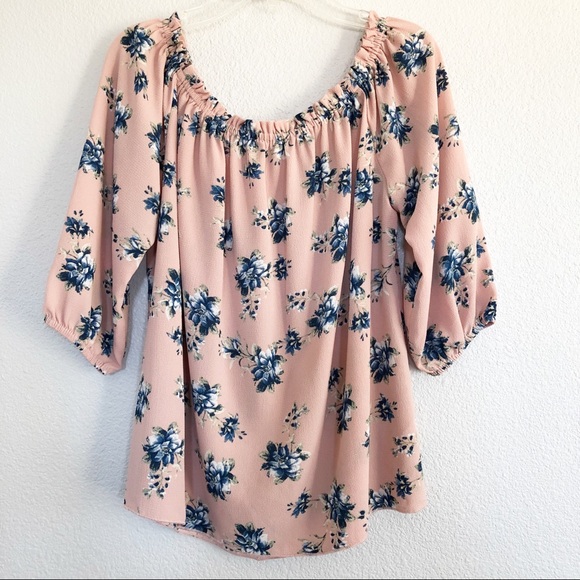 Anthropologie Tops - Anthropologie Paper Crane Pink Blue Floral Top Sm